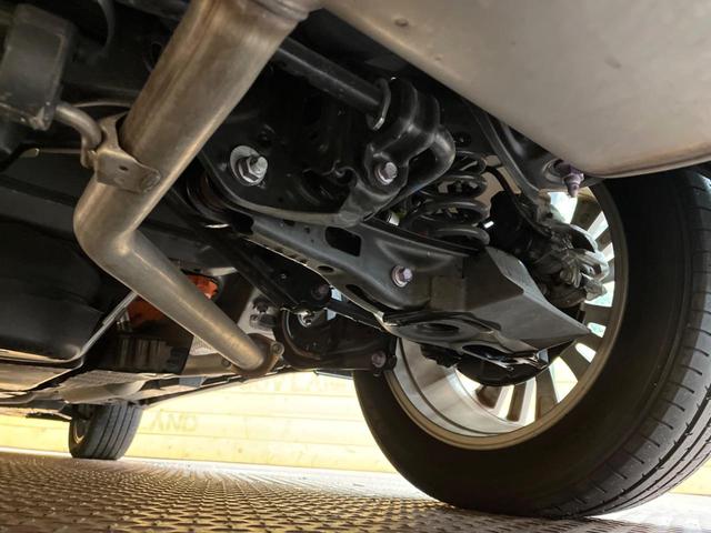 ハリアーハイブリッド Ｚ　レザーパッケージ　１２．３インチナビ　パノラミックビューモニター　ＪＢＬサウンドシステム　禁煙車　ブラインドスポットモニター　デジタルインナーミラー　ドライブレコーダー　シートベンチレーション　セーフティセンス（20枚目）