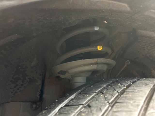 ハリアーハイブリッド Ｚ　レザーパッケージ　１２．３インチナビ　パノラミックビューモニター　ＪＢＬサウンドシステム　禁煙車　ブラインドスポットモニター　デジタルインナーミラー　ドライブレコーダー　シートベンチレーション　セーフティセンス（32枚目）