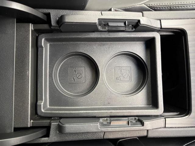 ハリアーハイブリッド Ｚ　レザーパッケージ　１２．３インチナビ　パノラミックビューモニター　ＪＢＬサウンドシステム　禁煙車　ブラインドスポットモニター　デジタルインナーミラー　ドライブレコーダー　シートベンチレーション　セーフティセンス（57枚目）