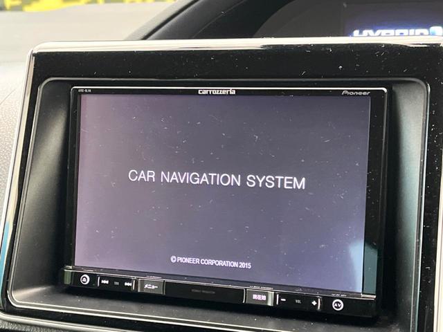 ノア ハイブリッドＧ　フリップダウン　両側電動ドア　８型ＳＤナビ　バックカメラ　ドラレコ　ＬＥＤヘッド　ＥＴＣ　クルコン　シートヒーター　フルセグ　純正１５インチアルミ　Ｂｌｕｅｔｏｏｔｈ　オートハイビーム　車線逸脱警報（4枚目）