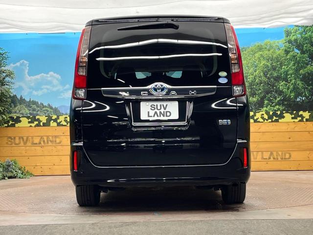 ノア ハイブリッドＧ　フリップダウン　両側電動ドア　８型ＳＤナビ　バックカメラ　ドラレコ　ＬＥＤヘッド　ＥＴＣ　クルコン　シートヒーター　フルセグ　純正１５インチアルミ　Ｂｌｕｅｔｏｏｔｈ　オートハイビーム　車線逸脱警報（15枚目）