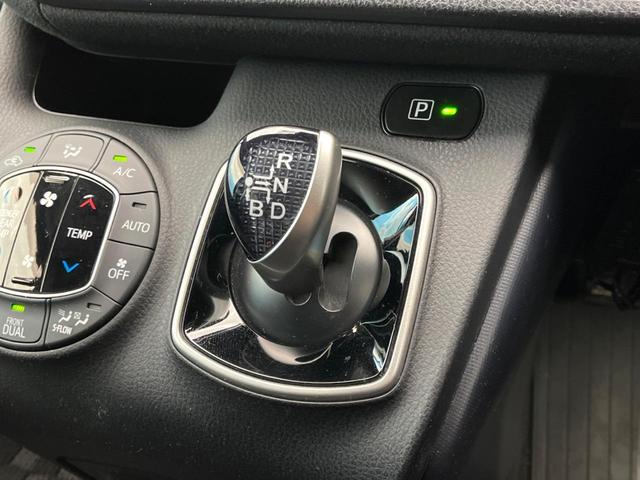 ノア ハイブリッドＧ　フリップダウン　両側電動ドア　８型ＳＤナビ　バックカメラ　ドラレコ　ＬＥＤヘッド　ＥＴＣ　クルコン　シートヒーター　フルセグ　純正１５インチアルミ　Ｂｌｕｅｔｏｏｔｈ　オートハイビーム　車線逸脱警報（39枚目）