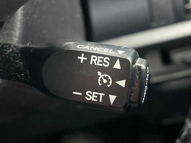 ノア ハイブリッドＧ　フリップダウン　両側電動ドア　８型ＳＤナビ　バックカメラ　ドラレコ　ＬＥＤヘッド　ＥＴＣ　クルコン　シートヒーター　フルセグ　純正１５インチアルミ　Ｂｌｕｅｔｏｏｔｈ　オートハイビーム　車線逸脱警報（42枚目）