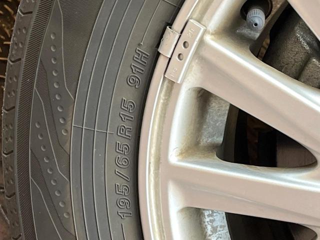 ノア ハイブリッドＧ　フリップダウン　両側電動ドア　８型ＳＤナビ　バックカメラ　ドラレコ　ＬＥＤヘッド　ＥＴＣ　クルコン　シートヒーター　フルセグ　純正１５インチアルミ　Ｂｌｕｅｔｏｏｔｈ　オートハイビーム　車線逸脱警報（55枚目）