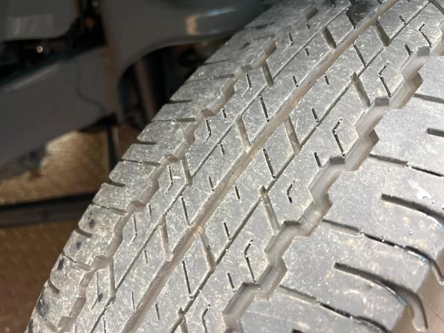 ジムニーシエラ ＪＣ　ＳＤナビ　スズキセーフティサポート　禁煙車　前席シートヒーター　フルセグ　Ｂｌｕｅｔｏｏｔｈ　ＥＴＣ　バックカメラ　ドライブレコーダー　アイドリングストップ　クルーズコントロール　ＬＥＤヘッドライト（29枚目）