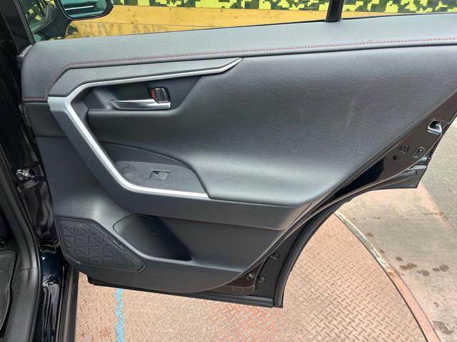 ＲＡＶ４ アドベンチャー　オフロードパッケージＩＩ　純正１０．５インチディスプレイオーディオ　禁煙車　セーフティセンス　デジタルインナーミラー　ブラインドスポットモニター　パワーバックドア　レーダークルーズ　ＬＥＤヘッドライト　シートベンチレーション（40枚目）