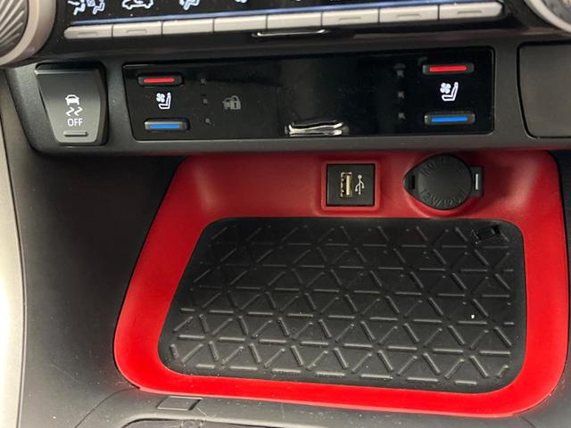 ＲＡＶ４ アドベンチャー　オフロードパッケージＩＩ　純正１０．５インチディスプレイオーディオ　禁煙車　セーフティセンス　デジタルインナーミラー　ブラインドスポットモニター　パワーバックドア　レーダークルーズ　ＬＥＤヘッドライト　シートベンチレーション（56枚目）