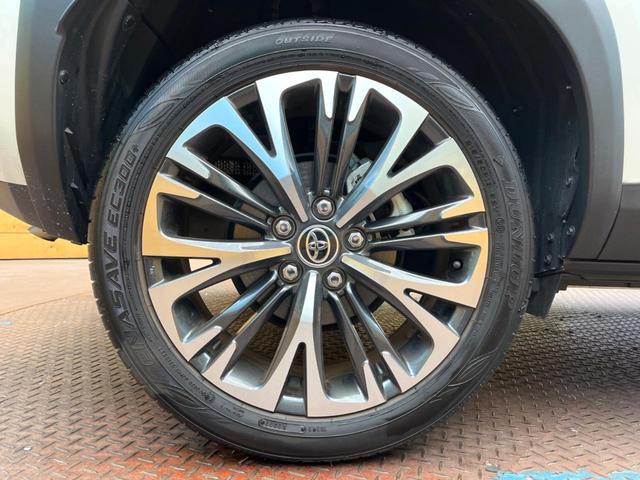 ヤリスクロス ハイブリッドＺ　純正８インチディスプレイオーディオ　全周囲カメラ　禁煙車　トヨタセーフティセンス　レーダークルーズ　ブラインドスポットモニター　ＬＥＤヘッドライト　前席シートヒーター　ＥＴＣ　Ｂｌｕｅｔｏｏｔｈ（24枚目）