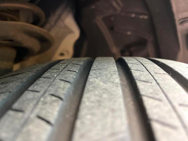 ヤリスクロス ハイブリッドＺ　純正８インチディスプレイオーディオ　全周囲カメラ　禁煙車　トヨタセーフティセンス　レーダークルーズ　ブラインドスポットモニター　ＬＥＤヘッドライト　前席シートヒーター　ＥＴＣ　Ｂｌｕｅｔｏｏｔｈ（29枚目）