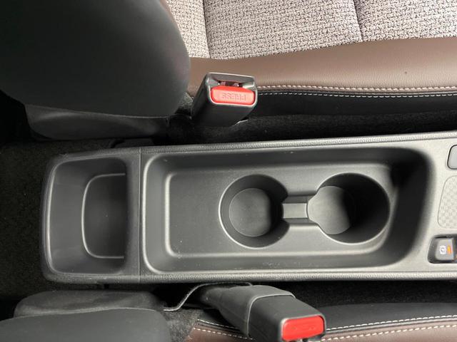 ヤリスクロス ハイブリッドＺ　純正８インチディスプレイオーディオ　全周囲カメラ　禁煙車　トヨタセーフティセンス　レーダークルーズ　ブラインドスポットモニター　ＬＥＤヘッドライト　前席シートヒーター　ＥＴＣ　Ｂｌｕｅｔｏｏｔｈ（61枚目）