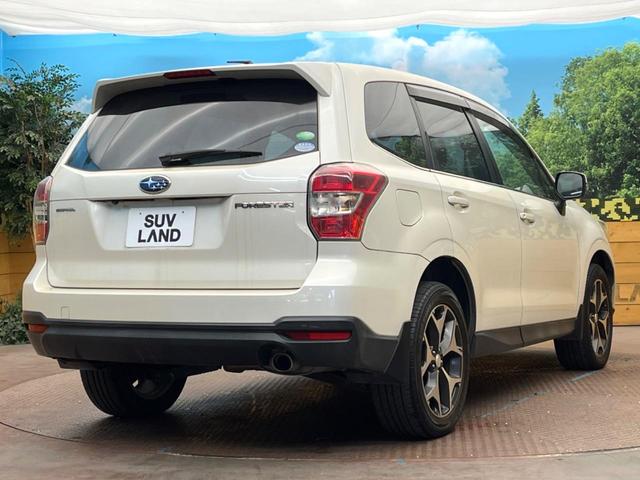 フォレスター ２．０ｉ－Ｓ　アイサイト　アイサイトｖｅｒ２　パワーバックドア　ＳＤナビ　バックカメラ　シートヒーター　レーダークルーズ　ＨＩＤヘッドライト　アイドリングストップ　フルセグ　Ｂｌｕｅｔｏｏｔｈ　純正１８インチアルミホイール（14枚目）