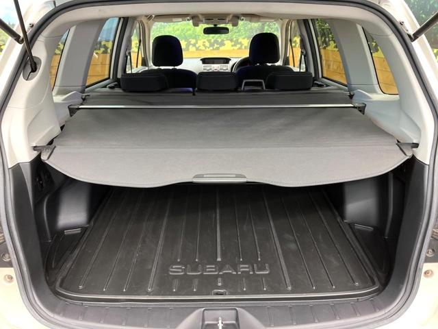 フォレスター ２．０ｉ－Ｓ　アイサイト　アイサイトｖｅｒ２　パワーバックドア　ＳＤナビ　バックカメラ　シートヒーター　レーダークルーズ　ＨＩＤヘッドライト　アイドリングストップ　フルセグ　Ｂｌｕｅｔｏｏｔｈ　純正１８インチアルミホイール（28枚目）