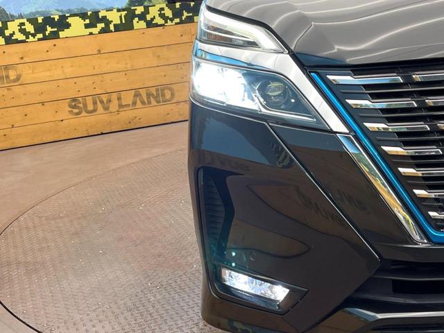 セレナ ｅ－パワー　ハイウェイスターＶ　フリップダウンモニター　純正１０インチナビ　エマージェンシーブレーキ　禁煙車　両側電動ドア　インテリジェントルームミラー　ＥＴＣ　フルセグ　Ｂｌｕｅｔｏｏｔｈ　ＬＥＤヘッドライト　純正１５インチアルミ（12枚目）