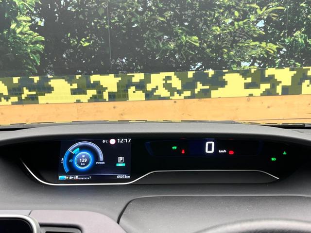 セレナ ｅ－パワー　ハイウェイスターＶ　フリップダウンモニター　純正１０インチナビ　エマージェンシーブレーキ　禁煙車　両側電動ドア　インテリジェントルームミラー　ＥＴＣ　フルセグ　Ｂｌｕｅｔｏｏｔｈ　ＬＥＤヘッドライト　純正１５インチアルミ（50枚目）