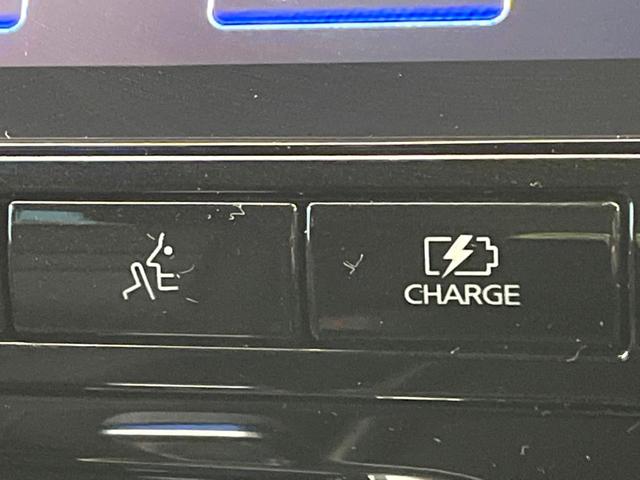 セレナ ｅ－パワー　ハイウェイスターＶ　フリップダウンモニター　純正１０インチナビ　エマージェンシーブレーキ　禁煙車　両側電動ドア　インテリジェントルームミラー　ＥＴＣ　フルセグ　Ｂｌｕｅｔｏｏｔｈ　ＬＥＤヘッドライト　純正１５インチアルミ（61枚目）