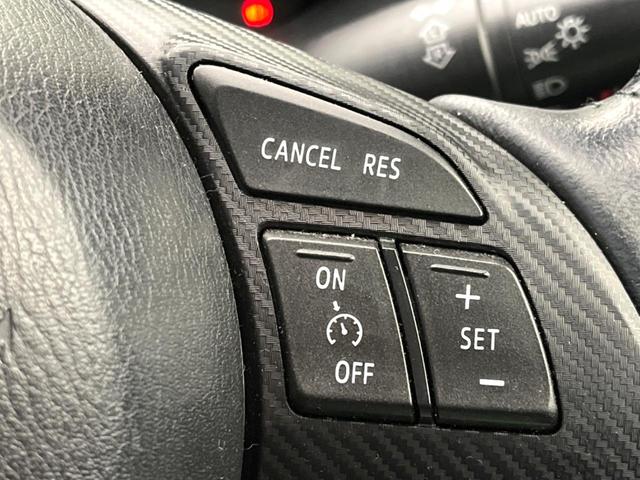 �y�N���[�Y�R���g���[���z�������H�����N���N���s�B�A�N�Z���𗣂��Ă���葬�x�ő��s���ł��A�������^�]���̕��S���y���I�����E�������ȒP�ȃX�C�b�`����Œ����ł��܂��B