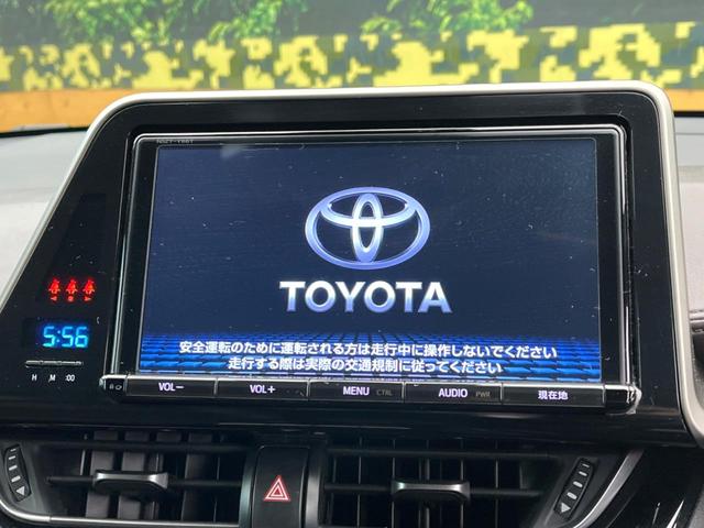 �y�����X�C���`�i�r�z�l�C�̏����i�r�𑕔����Ă���܂��B�i�r�̎g���₷���͂������A�I�[�f�B�I�@�\���[���I�L�����v�◷�s�͂������A�ʋ΂┃�����ȂǕ��i�̃h���C�u���y�����Ȃ�͂���