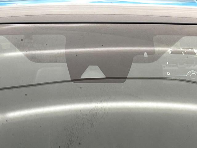 �y�g���^�Z�[�t�e�B�Z���X�z���s���ɑO���̎ԗ�����F�����A�Փ˂������Ȏ��͌x��ƃu���[�L�ŏՓˉ���Ɣ�Q�y�����A�V�X�g�B�����S�Ƀh���C�u�����y���݂��������܂��B