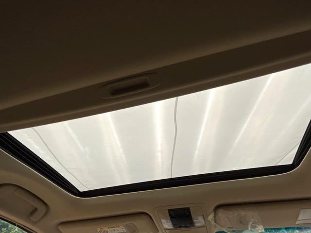 ランドクルーザープラド ＴＸ　Ｌパッケージ　モデリスタエアロ　サンルーフ　７人乗り　純正１９インチアルミホイール　ルーフレール　ＡＬＰＩＮＥナビ　バックカメラ　トヨタセーフティセンス　禁煙車　レーダークルーズ　ベージュ革シート（4枚目）