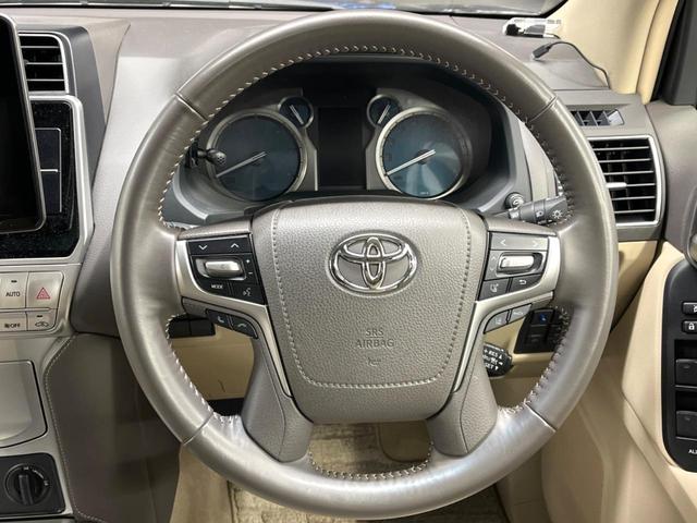 ランドクルーザープラド ＴＸ　Ｌパッケージ　モデリスタエアロ　サンルーフ　７人乗り　純正１９インチアルミホイール　ルーフレール　ＡＬＰＩＮＥナビ　バックカメラ　トヨタセーフティセンス　禁煙車　レーダークルーズ　ベージュ革シート（11枚目）