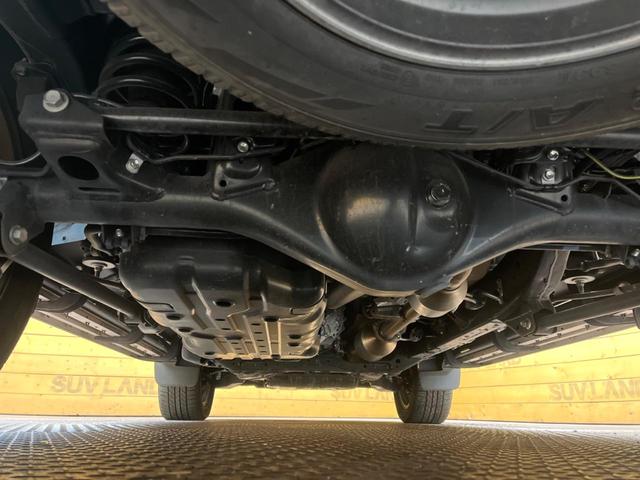 ランドクルーザープラド ＴＸ　Ｌパッケージ　モデリスタエアロ　サンルーフ　７人乗り　純正１９インチアルミホイール　ルーフレール　ＡＬＰＩＮＥナビ　バックカメラ　トヨタセーフティセンス　禁煙車　レーダークルーズ　ベージュ革シート（19枚目）