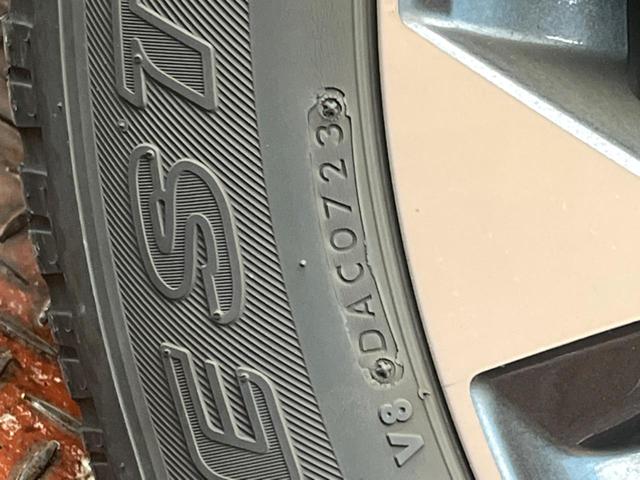 ランドクルーザープラド ＴＸ　Ｌパッケージ　モデリスタエアロ　サンルーフ　７人乗り　純正１９インチアルミホイール　ルーフレール　ＡＬＰＩＮＥナビ　バックカメラ　トヨタセーフティセンス　禁煙車　レーダークルーズ　ベージュ革シート（27枚目）