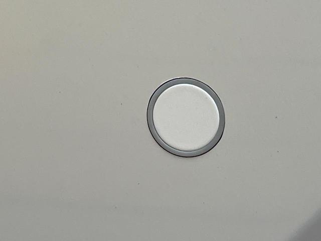 カローラクロス Ｚ　モデリスタエアロ　純正１０．５インチディスプレイオーディオ　ブラインドスポットモニター　全周囲カメラ　セーフティセンス　禁煙車　レーダークルーズ　ハンズフリーパワーバックドア　シートヒーター（25枚目）