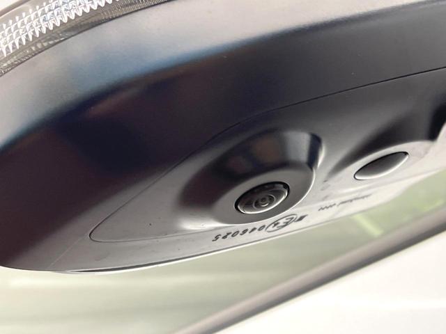 カローラクロス Ｚ　モデリスタエアロ　純正１０．５インチディスプレイオーディオ　ブラインドスポットモニター　全周囲カメラ　セーフティセンス　禁煙車　レーダークルーズ　ハンズフリーパワーバックドア　シートヒーター（29枚目）