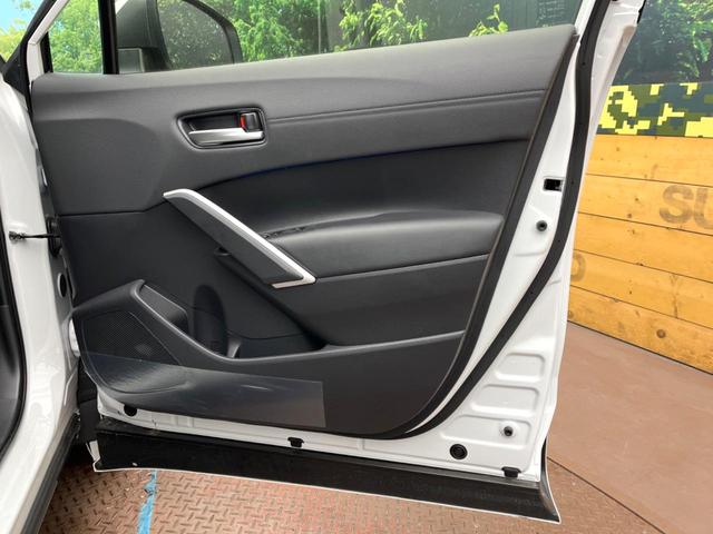 カローラクロス Ｚ　モデリスタエアロ　純正１０．５インチディスプレイオーディオ　ブラインドスポットモニター　全周囲カメラ　セーフティセンス　禁煙車　レーダークルーズ　ハンズフリーパワーバックドア　シートヒーター（37枚目）