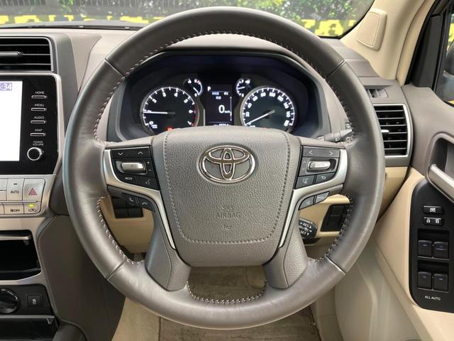 ランドクルーザープラド ＴＸ　Ｌパッケージ　マットブラックエディション　サンルーフ　７人乗り　純正９インチナビ付ディスプレイオーディオ　トヨタセーフティセンス　禁煙車　レーダークルーズ　シートベンチレーション　ベージュ革シート　ルーフレール　フルセグ　Ｂｌｕｅｔｏｏｔｈ（11枚目）