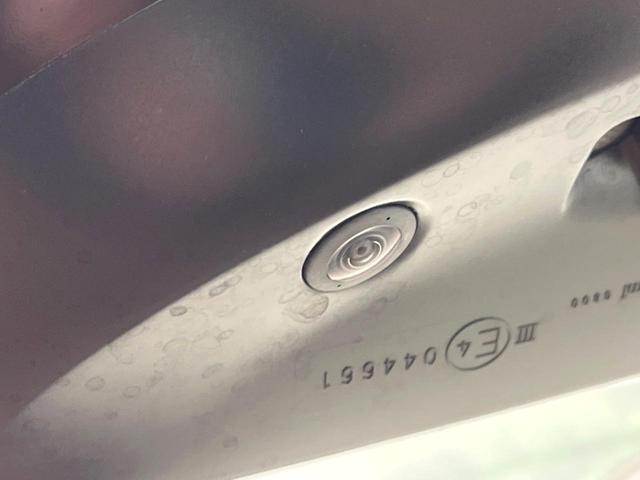 ランドクルーザープラド ＴＸ　Ｌパッケージ　マットブラックエディション　サンルーフ　７人乗り　純正９インチナビ付ディスプレイオーディオ　トヨタセーフティセンス　禁煙車　レーダークルーズ　シートベンチレーション　ベージュ革シート　ルーフレール　フルセグ　Ｂｌｕｅｔｏｏｔｈ（27枚目）