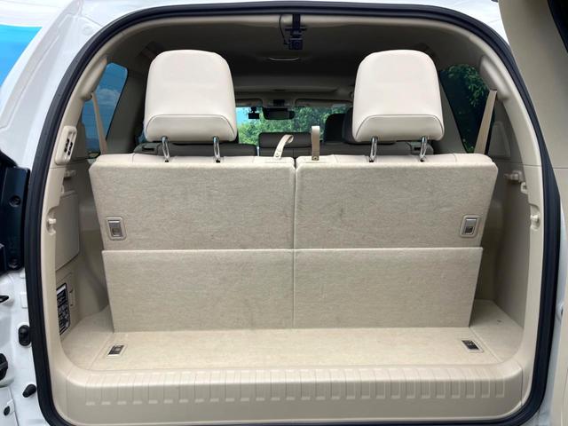 ランドクルーザープラド ＴＸ　Ｌパッケージ　マットブラックエディション　サンルーフ　７人乗り　純正９インチナビ付ディスプレイオーディオ　トヨタセーフティセンス　禁煙車　レーダークルーズ　シートベンチレーション　ベージュ革シート　ルーフレール　フルセグ　Ｂｌｕｅｔｏｏｔｈ（43枚目）