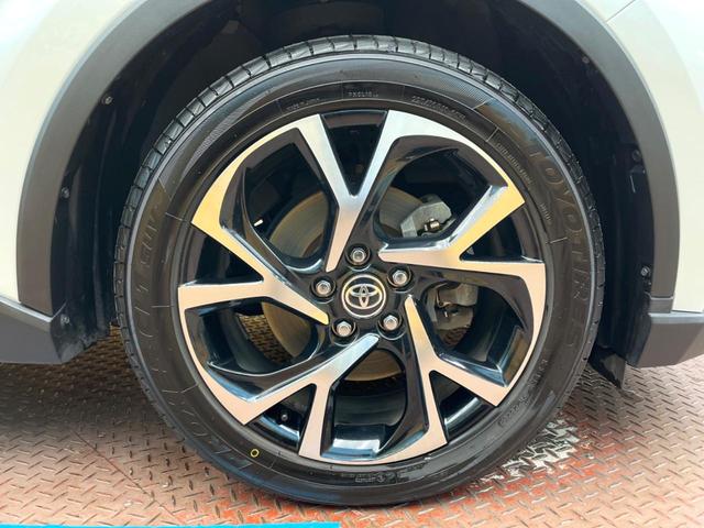 Ｃ－ＨＲ Ｇ　ツートンカラー　純正８インチディスプレイオーディオ　禁煙車　全周囲カメラ　ブラインドスポットモニター　レーダークルーズ　トヨタセーフティセンス　ドライブレコーダー　フルセグ　Ｂｌｕｅｔｏｏｔｈ（27枚目）