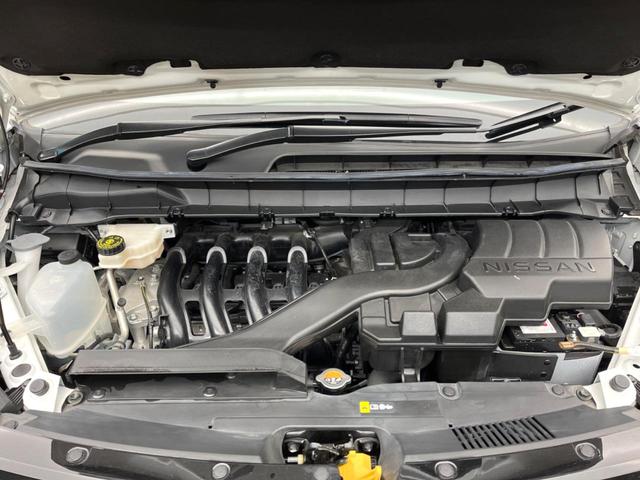 セレナ ハイウェイスターＶ　純正１２．３型ナビ　ツートーンカラー　両側電動ドア　プロパイロット　全周囲カメラ　デジタルインナーミラー　後側方車両検知警報　ワイヤレス充電　ＨＤＭＩ　ＬＥＤヘッドライト／フロントフォグ　ＥＴＣ２．０（18枚目）