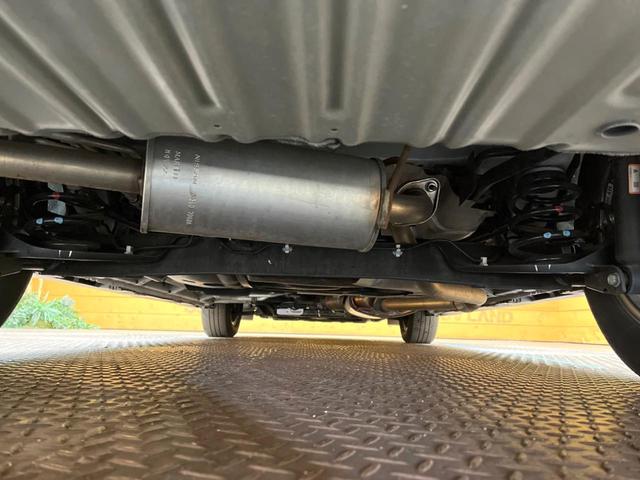 セレナ ハイウェイスターＶ　純正１２．３型ナビ　ツートーンカラー　両側電動ドア　プロパイロット　全周囲カメラ　デジタルインナーミラー　後側方車両検知警報　ワイヤレス充電　ＨＤＭＩ　ＬＥＤヘッドライト／フロントフォグ　ＥＴＣ２．０（19枚目）