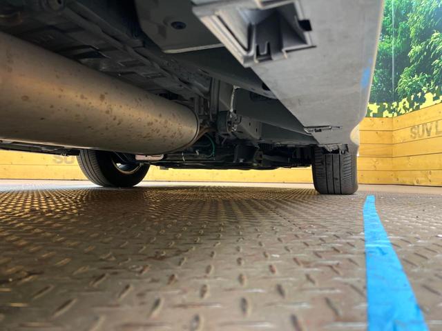 セレナ ハイウェイスターＶ　純正１２．３型ナビ　ツートーンカラー　両側電動ドア　プロパイロット　全周囲カメラ　デジタルインナーミラー　後側方車両検知警報　ワイヤレス充電　ＨＤＭＩ　ＬＥＤヘッドライト／フロントフォグ　ＥＴＣ２．０（24枚目）