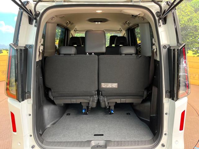 セレナ ハイウェイスターＶ　純正１２．３型ナビ　ツートーンカラー　両側電動ドア　プロパイロット　全周囲カメラ　デジタルインナーミラー　後側方車両検知警報　ワイヤレス充電　ＨＤＭＩ　ＬＥＤヘッドライト／フロントフォグ　ＥＴＣ２．０（36枚目）