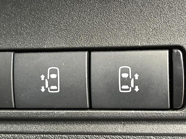 セレナ ハイウェイスターＶ　純正１２．３型ナビ　ツートーンカラー　両側電動ドア　プロパイロット　全周囲カメラ　デジタルインナーミラー　後側方車両検知警報　ワイヤレス充電　ＨＤＭＩ　ＬＥＤヘッドライト／フロントフォグ　ＥＴＣ２．０（45枚目）