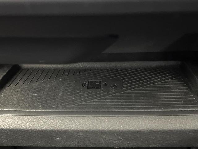 セレナ ハイウェイスターＶ　純正１２．３型ナビ　ツートーンカラー　両側電動ドア　プロパイロット　全周囲カメラ　デジタルインナーミラー　後側方車両検知警報　ワイヤレス充電　ＨＤＭＩ　ＬＥＤヘッドライト／フロントフォグ　ＥＴＣ２．０（64枚目）