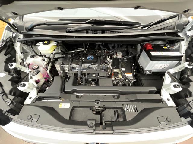 ヴォクシー ハイブリッドＳ－Ｚ　トヨタチームメイト　快適利便パッケージ　ＢＳＭ　純正１０．５型ナビ　ドライビングサポートパッケージ　１３型有機ＥＬフリップダウン　１００Ｖ電源　コーナーセンサー　プロジェクター式ＬＥＤヘッド（18枚目）