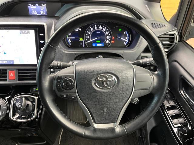 �y�����v�����X�e�A�����O�z�㎿�Ȋv���g�p���邱�ƂŁA��ɂ����������݂ƂĂ��^�]���₷���n���h���ł���