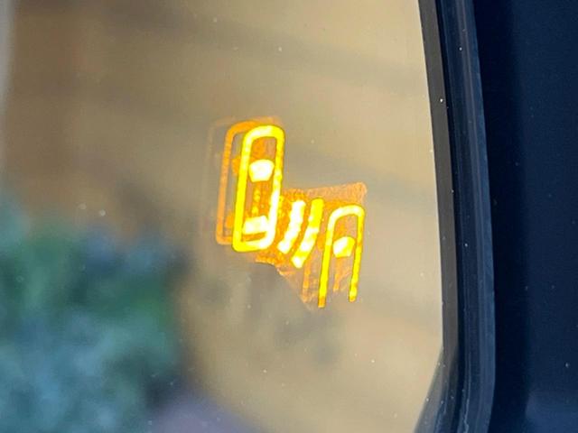 アルファードハイブリッド Ｚ　左右独立ムーンルーフ　１３．２型フリップダウンモニター　トヨタチームメイト　デジタルインナーミラー　カラーヘッドアップディスプレイ　トヨタセーフティセンス　禁煙車　ブラインドスポットモニター（26枚目）