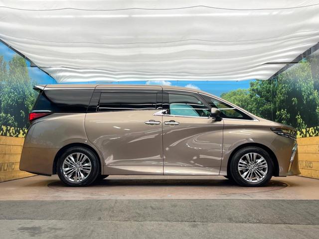 アルファードハイブリッド Ｚ　左右独立ムーンルーフ　１３．２型フリップダウンモニター　トヨタチームメイト　デジタルインナーミラー　カラーヘッドアップディスプレイ　トヨタセーフティセンス　禁煙車　ブラインドスポットモニター（30枚目）