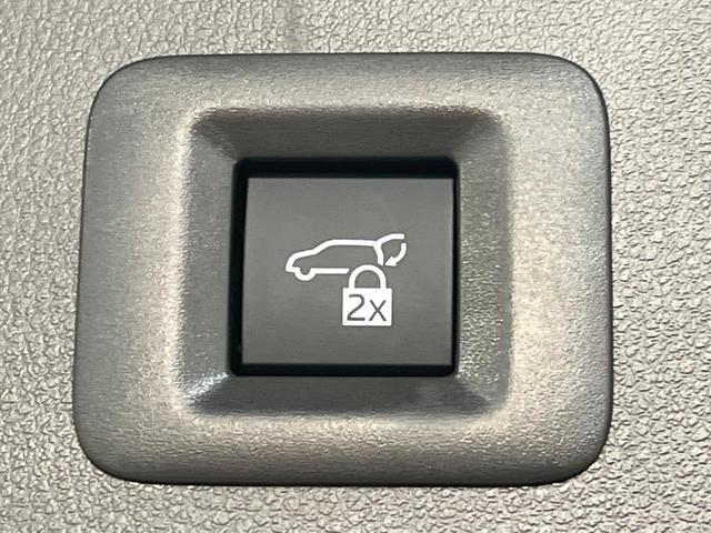 アルファードハイブリッド Ｚ　左右独立ムーンルーフ　１３．２型フリップダウンモニター　トヨタチームメイト　デジタルインナーミラー　カラーヘッドアップディスプレイ　トヨタセーフティセンス　禁煙車　ブラインドスポットモニター（36枚目）