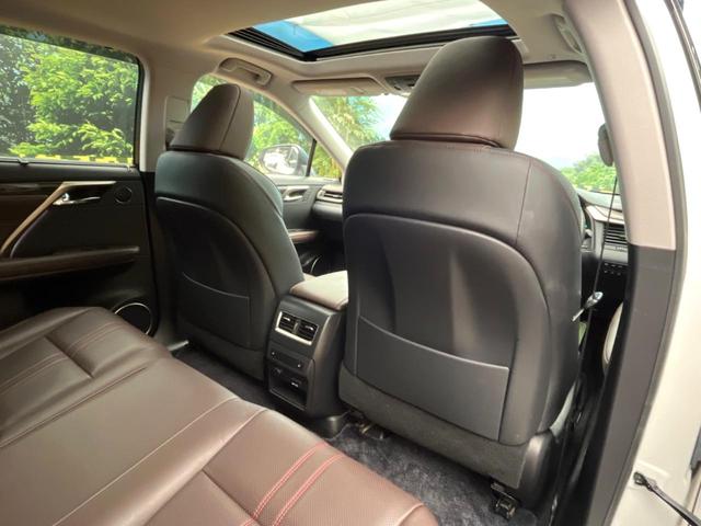 ＲＸ ＲＸ４５０ｈ　バージョンＬ　サンルーフ　１２．３インチナビ　パノラミックビューモニター　セーフティシステムプラス　禁煙車　ブラインドスポットモニター　三眼ＬＥＤヘッドライト　シートベンチレーション　フルセグ　Ｂｌｕｅｔｏｏｔｈ（42枚目）