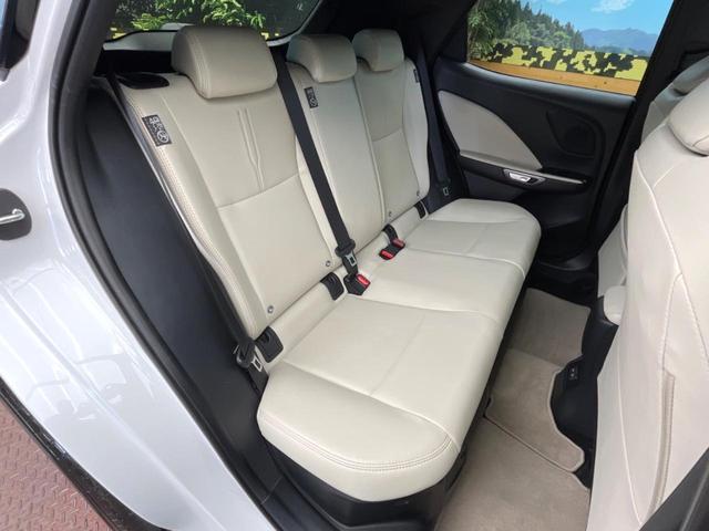 ＬＢＸ エレガント　レクサスチームメイト　ドライブレコーダー　９．８型ディスプレイオーディオ　パノラミックビューモニター　ブラインドスポットモニター　禁煙車　セーフティシステムプラス　シートヒーター　フルセグ（9枚目）