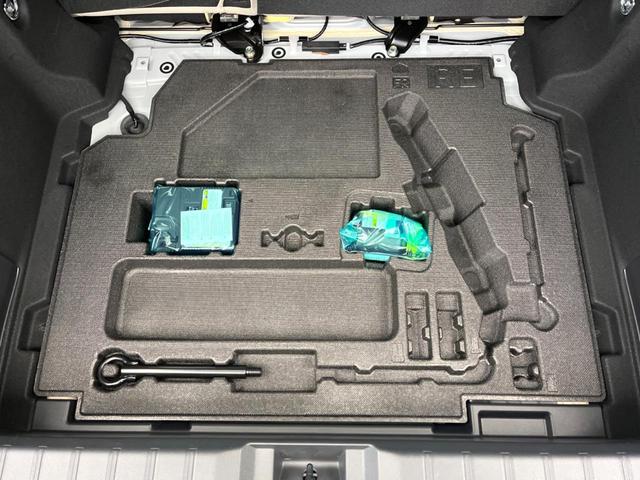 ＬＢＸ エレガント　レクサスチームメイト　ドライブレコーダー　９．８型ディスプレイオーディオ　パノラミックビューモニター　ブラインドスポットモニター　禁煙車　セーフティシステムプラス　シートヒーター　フルセグ（33枚目）