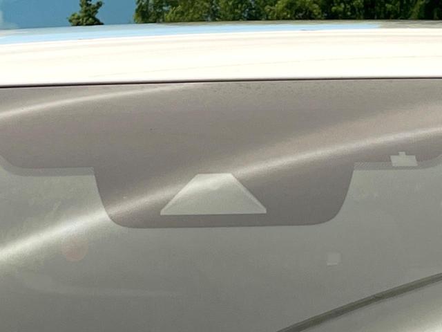 �y�v���N���b�V���Z�[�t�e�B�z�O���̎ԗ��������m���A�Փ˂������Ȏ��͌x��Œ��ӂ𑣂��A�u���[�L�𓥂ޗ͂��T�|�[�g�B�u���[�L�𓥂߂Ȃ������ꍇ�͏Փ˔�Q�y���u���[�L���쓮�A�Փˉ�����T�|�[�g���܂��B