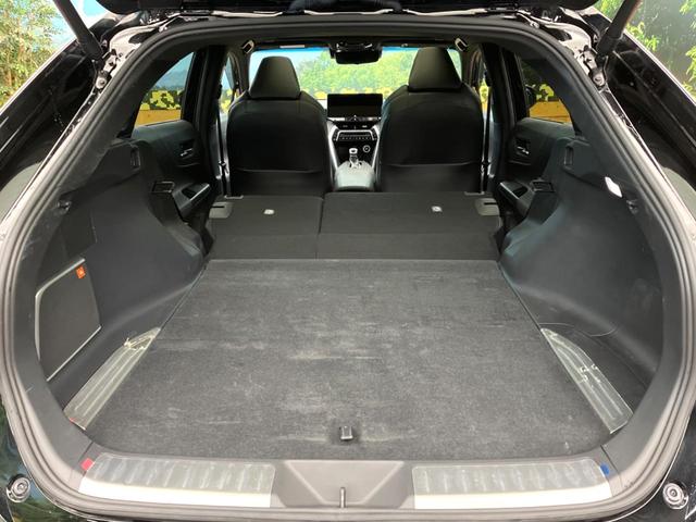 ハリアーハイブリッド Ｚ　レザーパッケージ　調光パノラマルーフ　モデリスタエアロ　１２．３インチナビ　デジタルインナーミラー　ブラインドスポットモニター　ＪＢＬサウンドシステム　ドライブレコーダー　パノラミックビューモニター　ＥＴＣ（10枚目）