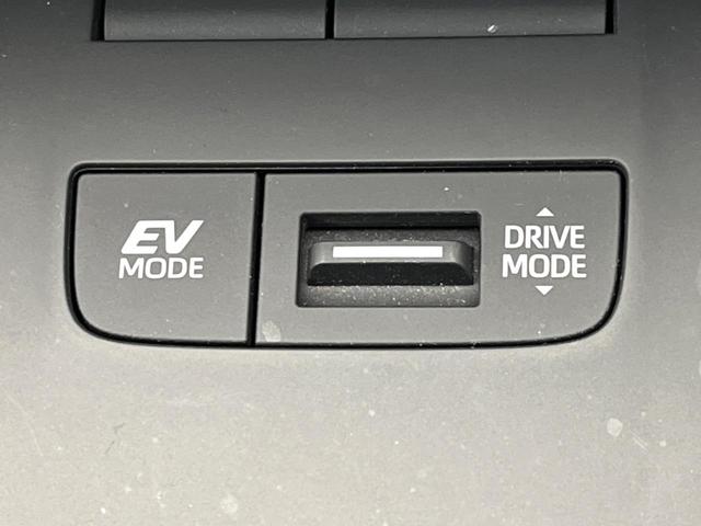 ハリアーハイブリッド Ｚ　レザーパッケージ　調光パノラマルーフ　モデリスタエアロ　１２．３インチナビ　デジタルインナーミラー　ブラインドスポットモニター　ＪＢＬサウンドシステム　ドライブレコーダー　パノラミックビューモニター　ＥＴＣ（68枚目）